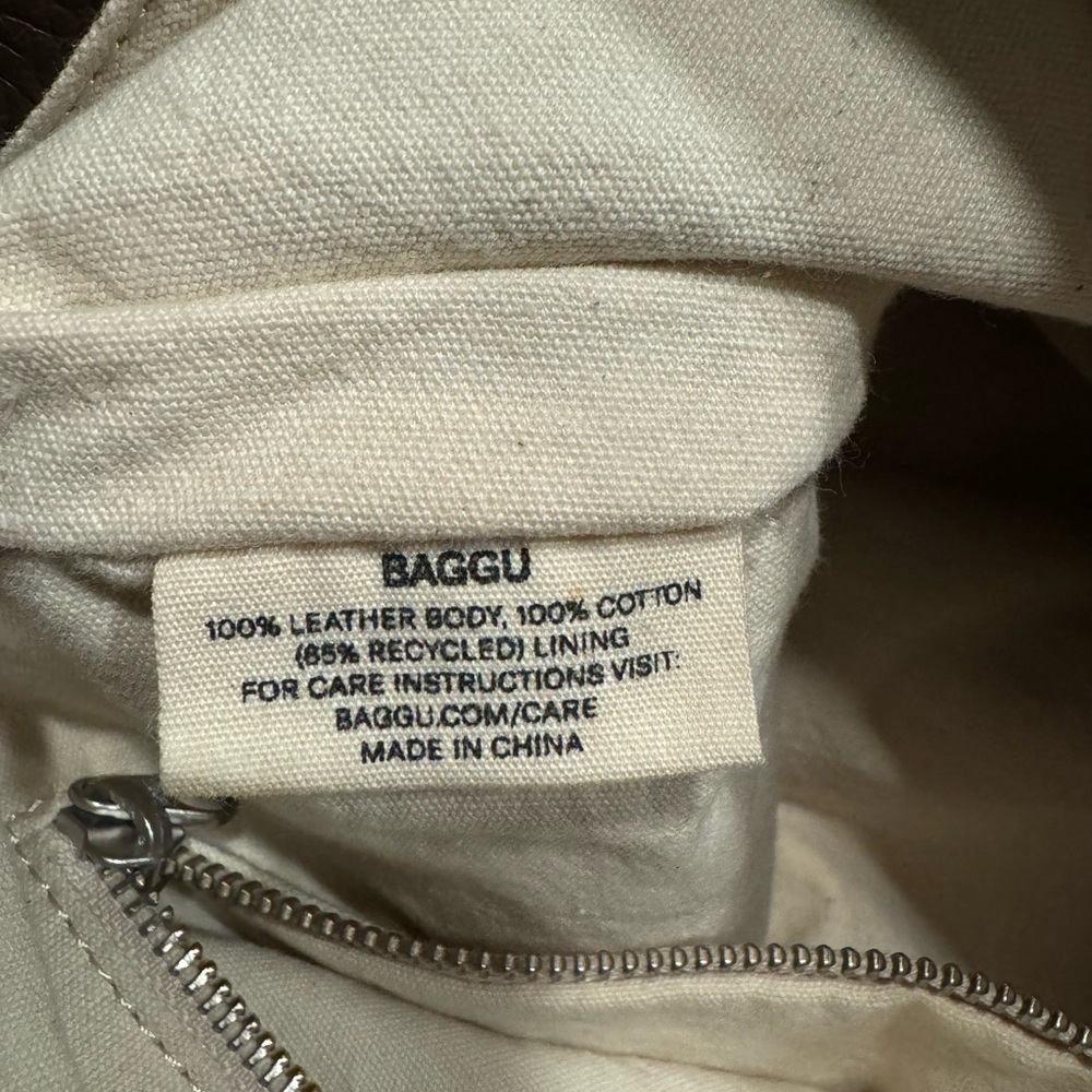 BAGGU Brown Leather Tote - Picture 4 of 8